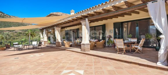 4 Schlafzimmer Villa in Malaga, Spain, Nr. 108931 10