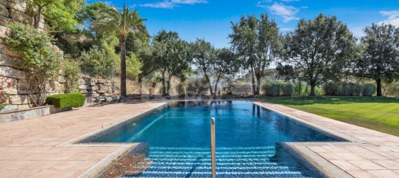 4 Schlafzimmer Villa in Malaga, Spain, Nr. 108931 2