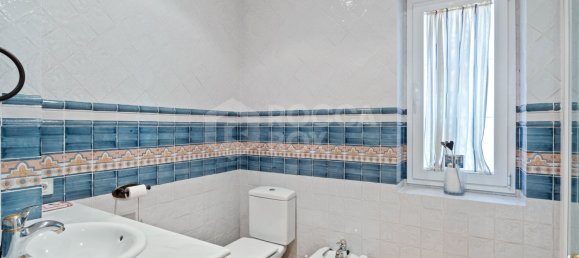 4 Schlafzimmer Villa in Malaga, Spain, Nr. 108931 47