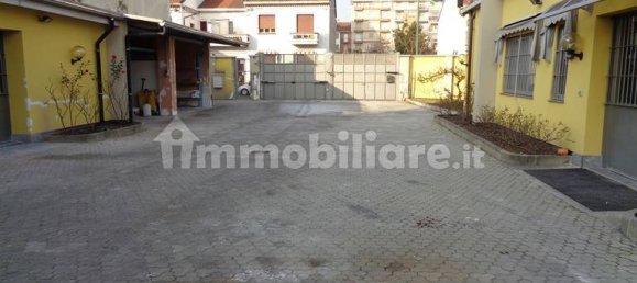 450m² Warehouse in Turin, Italy No. 71501 2