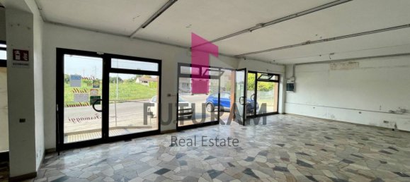 Almacén de 4 habitaciónes en Vigonovo, Italy No. 281483 26