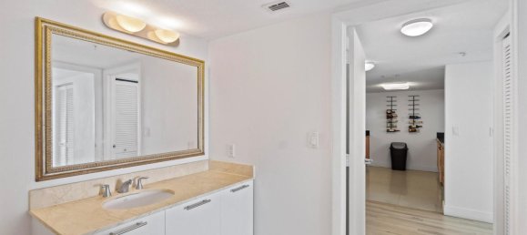 1 bedroom Commercial property for sale in Miami, Miami-Dade, Florida, USA № 615844 4