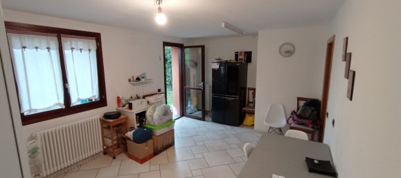 5-Zimmer Doppelhaus in Fiorenzuola d'Arda, Italy, Nr. 163052 5