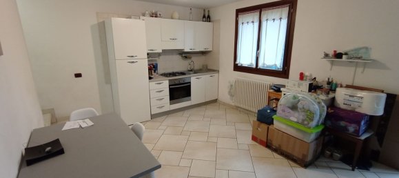 5-Zimmer Doppelhaus in Fiorenzuola d'Arda, Italy, Nr. 163052 3