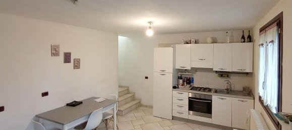 5-Zimmer Doppelhaus in Fiorenzuola d'Arda, Italy, Nr. 163052 7