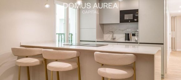 Dúplex de 2 dormitorios en Madrid, Spain No. 127412 4