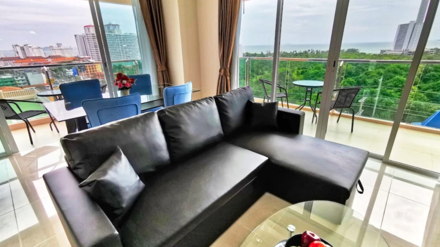 2 bedrooms Condo in Grande Caribbean Pattaya, Thailand No. 29212