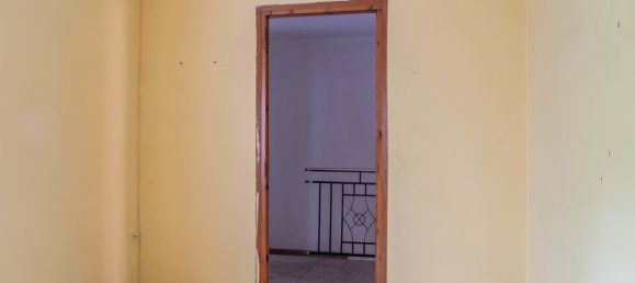 3 bedrooms House in Carcaixent, Spain No. 182156 9