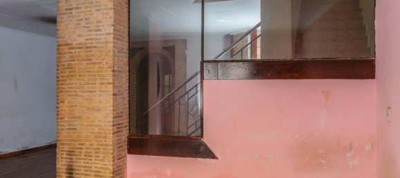 3 bedrooms House in Carcaixent, Spain No. 182156 4