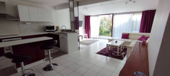 4 bedrooms House in Pontoise, France No. 332585 2