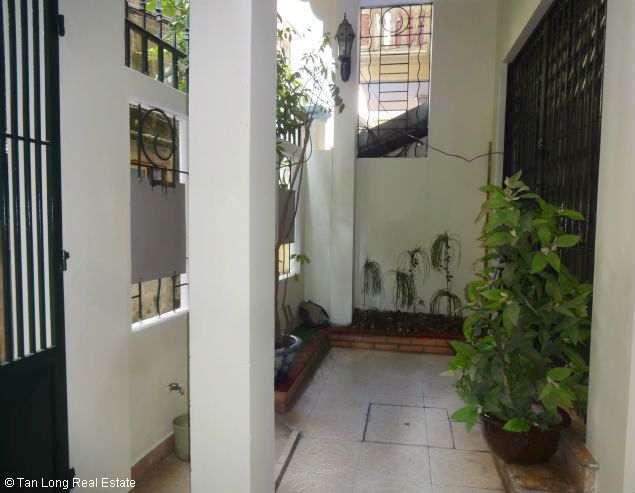 4 bedrooms House in Tay Ho, Vietnam No. 1656