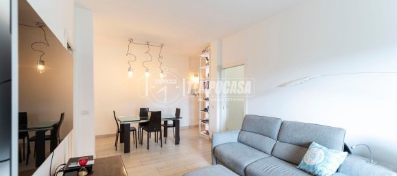 3 rooms Apartment in Milan, Italy No. 268867 6
