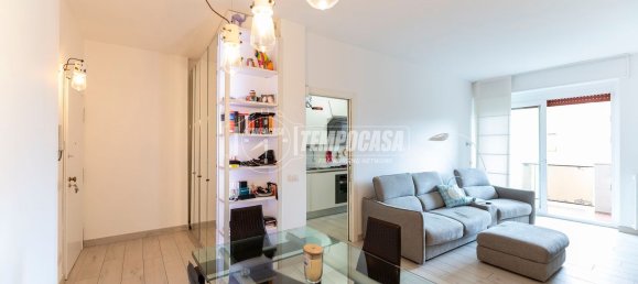 3 rooms Apartment in Milan, Italy No. 268867 5