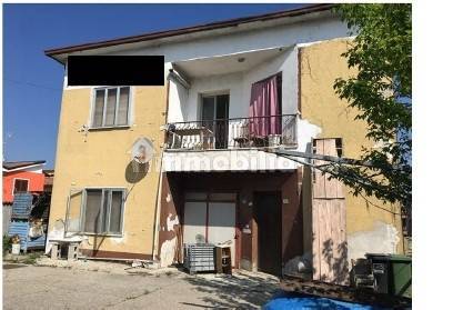 5-Zimmer Lagerhaus in Canneto sull'Oglio, Italy, Nr. 368209
