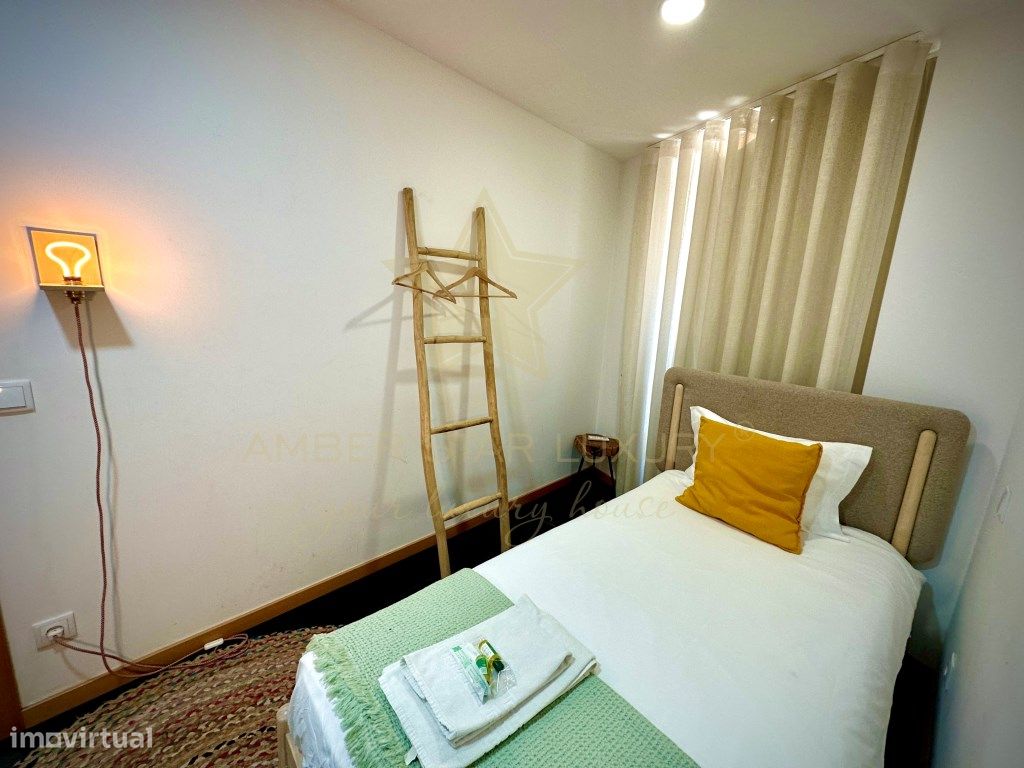 9 غرف نوم بناية في Porto, Portugal رقم 302640