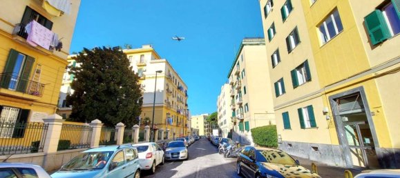 2 bedrooms Apartment in Naples, Italy No. 176066 7