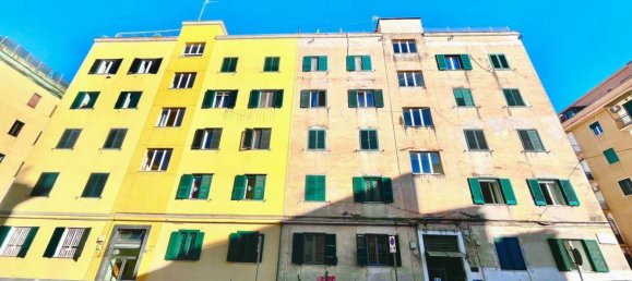 2 bedrooms Apartment in Naples, Italy No. 176066 2