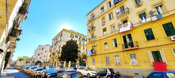 2 bedrooms Apartment in Naples, Italy No. 176066 11