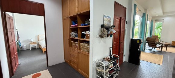 Villa de 3 dormitorios en Hua Hin, Thailand No. 64883 21