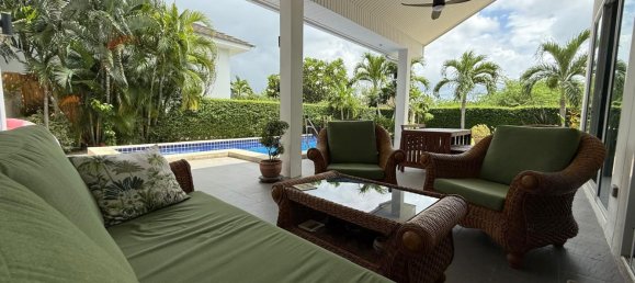 Villa de 3 dormitorios en Hua Hin, Thailand No. 64883 11