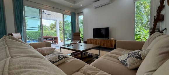 Villa de 3 dormitorios en Hua Hin, Thailand No. 64883 16