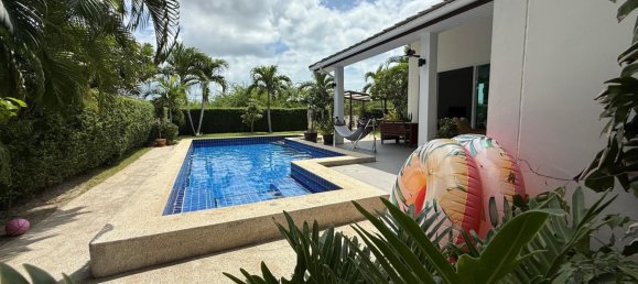 Villa de 3 dormitorios en Hua Hin, Thailand No. 64883 8
