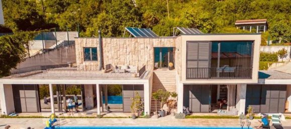 5 bedrooms Commercial property in Kotor, Montenegro No. 336 4