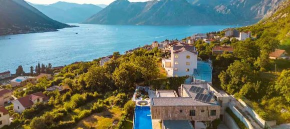 5 bedrooms Commercial property in Kotor, Montenegro No. 336 5