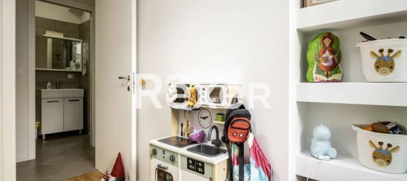 5 rooms Apartment in Bologna, Italy No. 269177 24