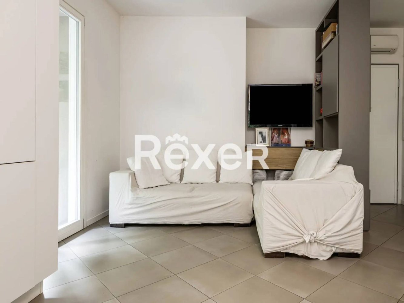 5 rooms Apartment in Bologna, Italy No. 269177