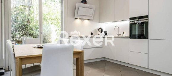 5 rooms Apartment in Bologna, Italy No. 269177 4