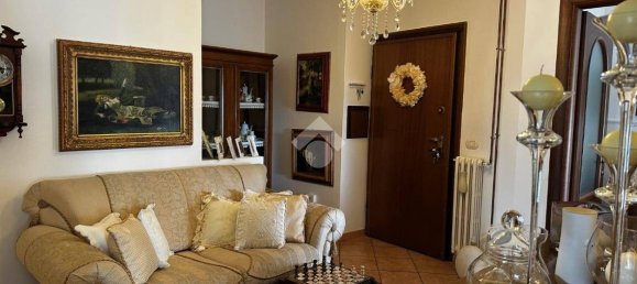 3 rooms Apartment in Leno, Italy No. 262853 2