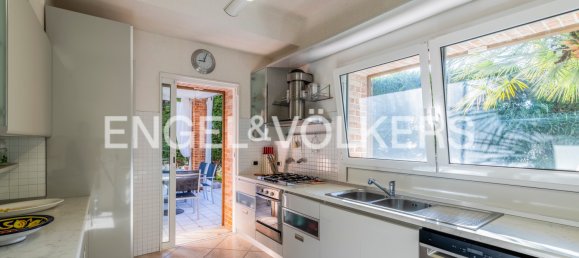 7 غرف نوم فيلا في Andora, Italy رقم 128022 16