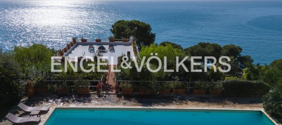 7 غرف نوم فيلا في Andora, Italy رقم 128022 7