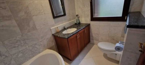 5 bedrooms Commercial property in Strovolos, Cyprus No. 20247 4