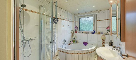 Квартира с 2 спальнями в Меттман, Германия № 158755 9