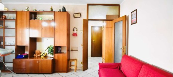 4 rooms Apartment in Carpi, Italy No. 308148 5