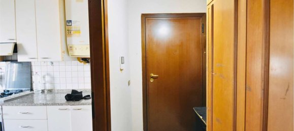 4 rooms Apartment in Carpi, Italy No. 308148 6