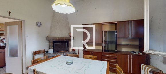4 bedrooms Villa in Russi, Italy No. 274400 7