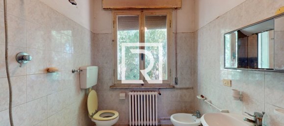 4 bedrooms Villa in Russi, Italy No. 274400 18