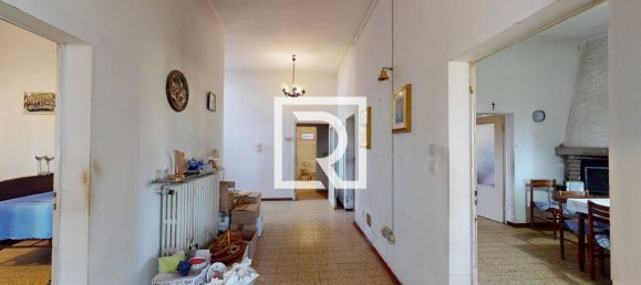 4 bedrooms Villa in Russi, Italy No. 274400 4