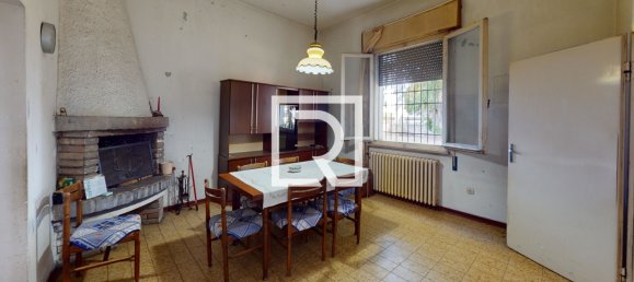 4 bedrooms Villa in Russi, Italy No. 274400 6