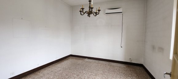 6غرفة منزل في Fagnano Olona, Italy رقم 21019 5