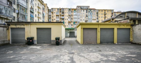 3-salle Appartement à Turin, Italy No. 168632 20