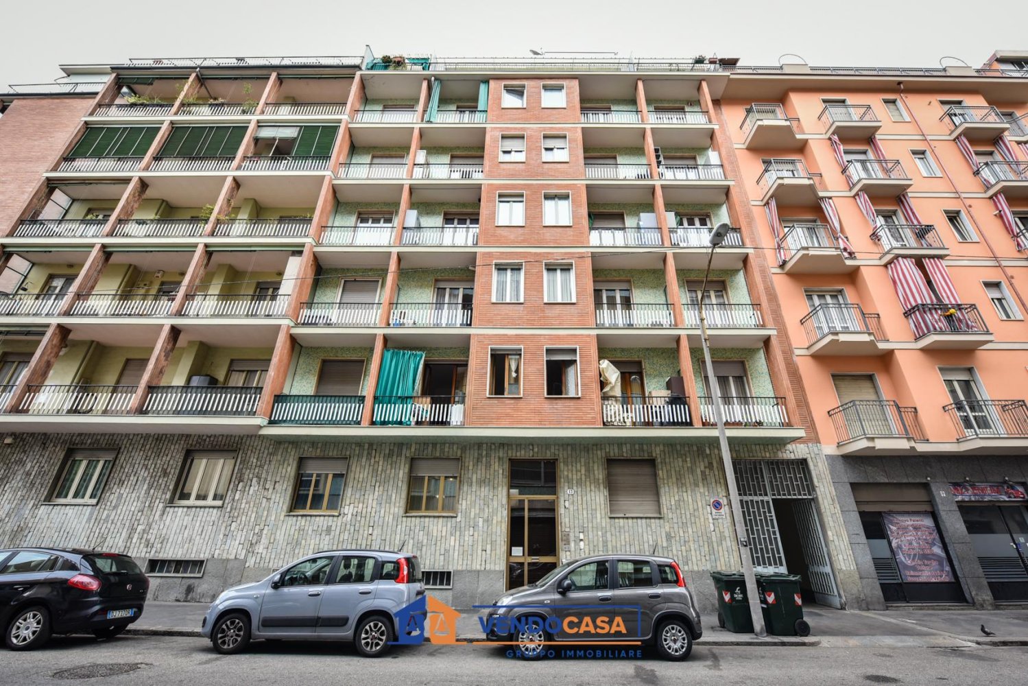 3-salle Appartement à Turin, Italy No. 168632