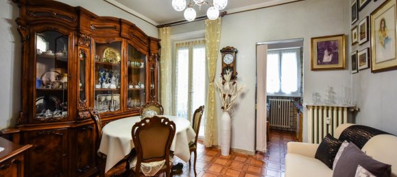 3-salle Appartement à Turin, Italy No. 168632 8