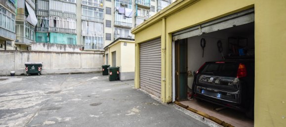 3-salle Appartement à Turin, Italy No. 168632 18