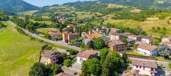 4 bedrooms Villa in Vezzano sul Crostolo, Italy No. 259582 7