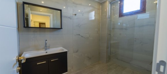 4 bedrooms Property in Akbuk, Turkey No. 23585 6