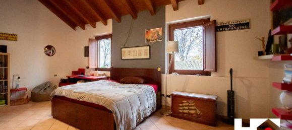 4 bedrooms House in Travagliato, Italy No. 55707 8